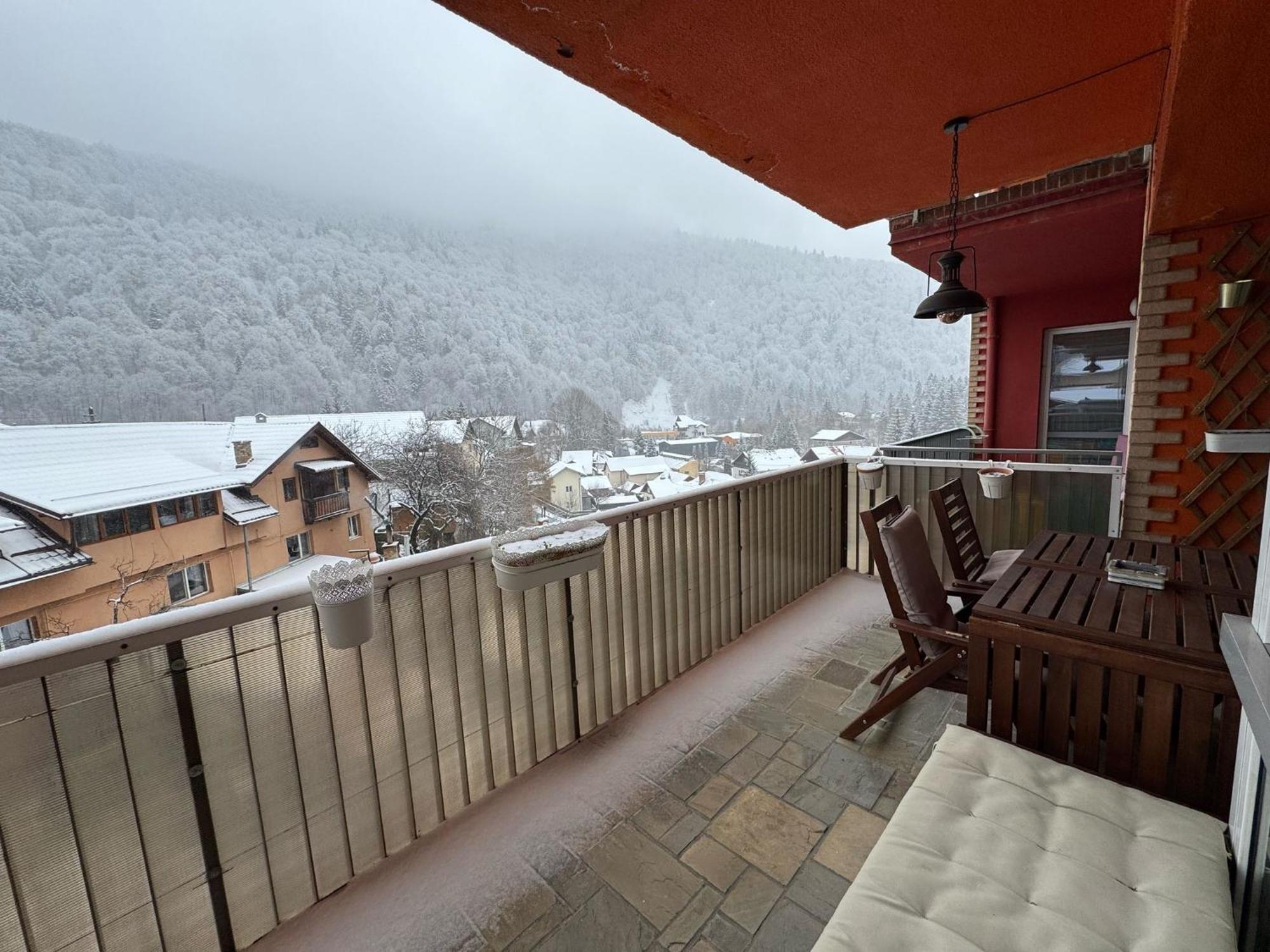 Miro Apartament Sinaia Ngoại thất bức ảnh